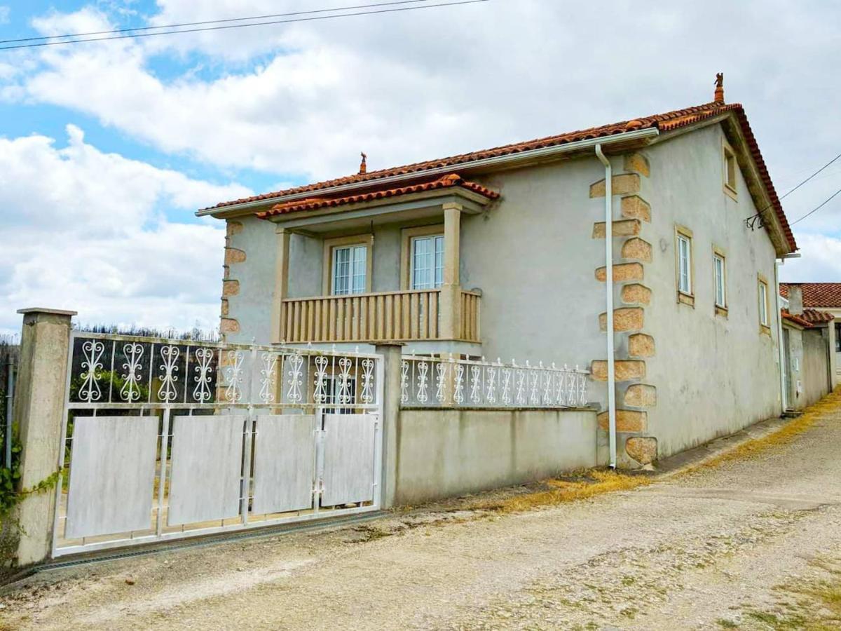 Casa Aurora Villa Penacova Bagian luar foto